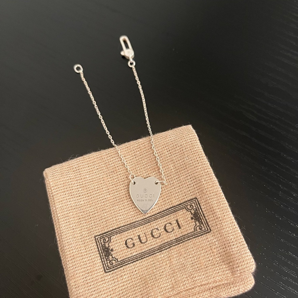 Gucci Silver Heart Pendant Bracelet